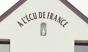 'À l'Écu de France' gallery in Viroflay